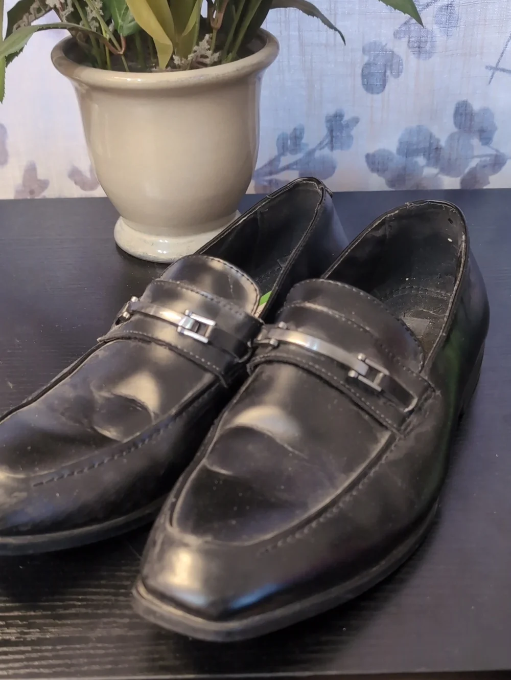 Marc Anthony Black Leather Slip-On Loafers with Metal Bit